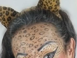YOURSDEBORA